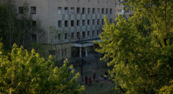 Rússia ataca Kiev, matando 3 em outro ataque matinal