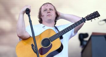 Diagnosticado com Tourette, Lewis Capaldi faz uma pausa nas turnês