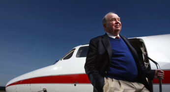 Don Bateman, pioneiro em segurança aérea, morre aos 91 anos