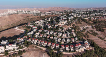 Por que Israel está pressionando para expandir os assentamentos na Cisjordânia