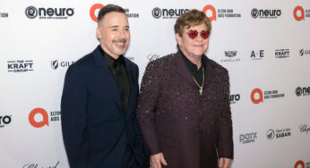 Elton John testemunha no julgamento de agressão sexual de Kevin Spacey