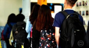 Sem acordo na Câmara, votação do projeto do novo ensino médio é adiada para 2024