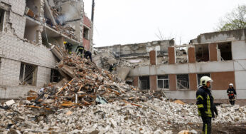 Míssil russo atinge norte de Kiev mata pelo menos 14, afirma Ucrânia