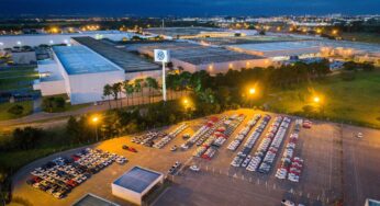 Volkswagen anuncia que pode adotar férias coletivas para trabalhadores de três fábricas no Brasil por impacto da tragédia no RS