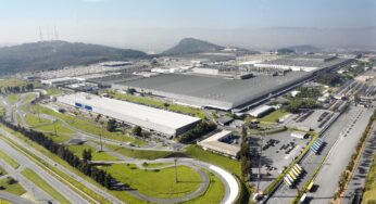Dona da Fiat e da Jeep anuncia investimento de R$ 14 bilhões em Betim e expansão da linha de motores