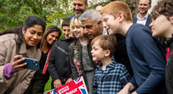 Sadiq Khan reeleito prefeito de Londres na última vitória do Partido Trabalhista